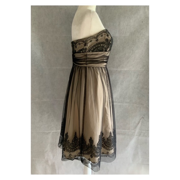 David's Bridal Strapless Tulle Dress With Caviar Beading Short Sz 6 - Picture 3 of 10